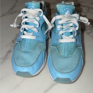 Nike Air Huarache Light Blue Aqua Sneakers – Women’s Size 8.5